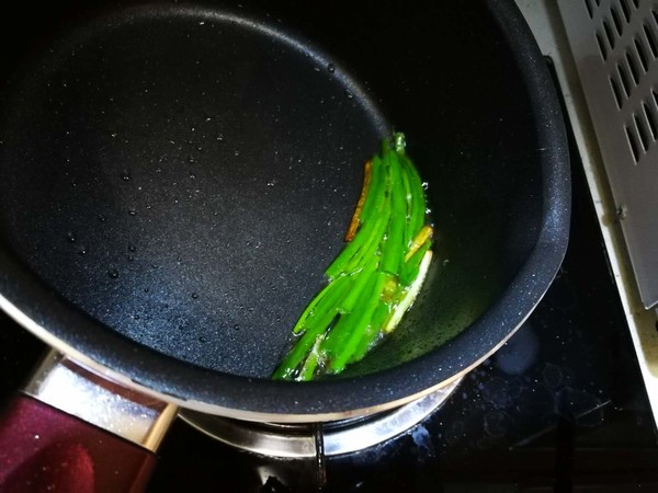 陽春面的做法-咸鮮味煮菜譜