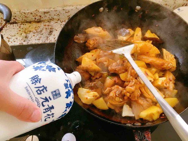 春筍奔跑雞的做法-咸鮮味燉菜譜-易網健康養生網 春筍奔跑雞的做法-咸鮮味燉菜譜