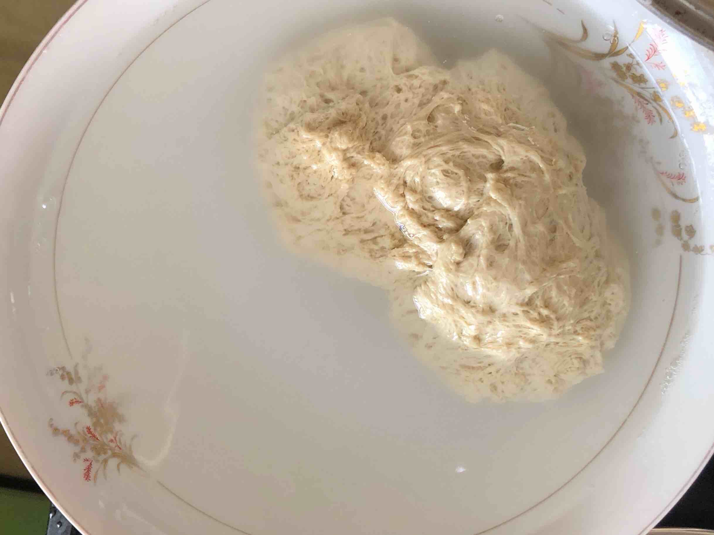 簡單易做滴涼皮的做法-酸辣味蒸菜譜-易網健康養生網 簡單易做滴涼皮的做法-酸辣味蒸菜譜