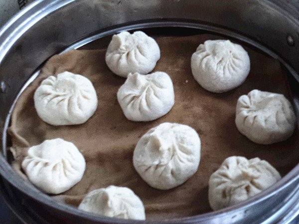 雞蛋倭瓜餡蒸包的做法-家常味蒸菜譜-易網(wǎng)健康養(yǎng)生網(wǎng) 雞蛋倭瓜餡蒸包的做法-家常味蒸菜譜