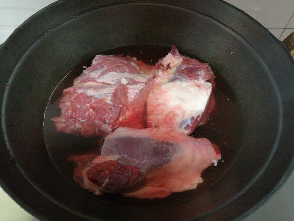 醬牛肉的做法-家常味醬菜譜-易網(wǎng)健康養(yǎng)生網(wǎng) 醬牛肉的做法-家常味醬菜譜