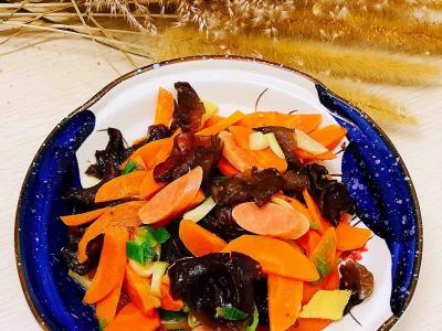 胡蘿卜炒木耳的做法-咸鮮味炒菜譜