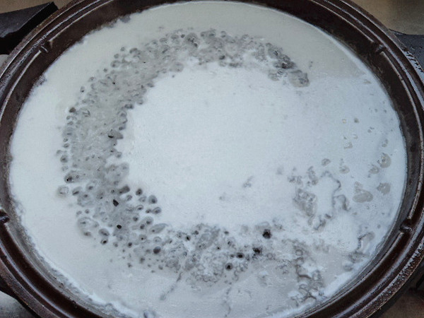 涼皮拌黃瓜的做法-酸甜味拌菜譜-易網健康養生網 涼皮拌黃瓜的做法-酸甜味拌菜譜