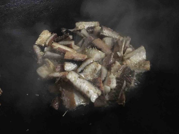 紅燒鱤魚的做法-香辣味燒菜譜-易網健康養生網 紅燒鱤魚的做法-香辣味燒菜譜