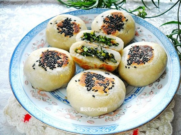 雪菜餡餅的做法-家常味煎菜譜