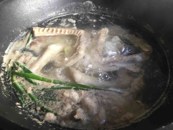 鹵鴨翅的做法-香辣味鹵菜譜