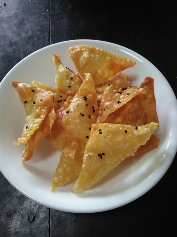 炸炒手皮的做法-家常味炸菜譜