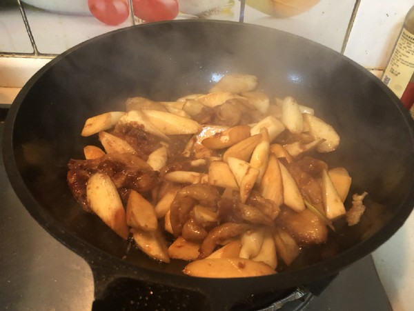 糖醋面筋茭白的做法-酸甜味炒菜譜-易網健康養生網 糖醋面筋茭白的做法-酸甜味炒菜譜