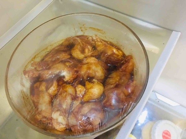 電飯煲奧爾良雞翅根的做法-咸鮮味燜菜譜