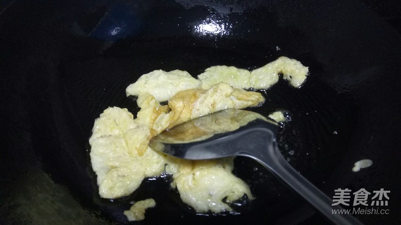 絲瓜炒蛋的做法-家常味炒菜譜-易網健康養生網 絲瓜炒蛋的做法-家常味炒菜譜