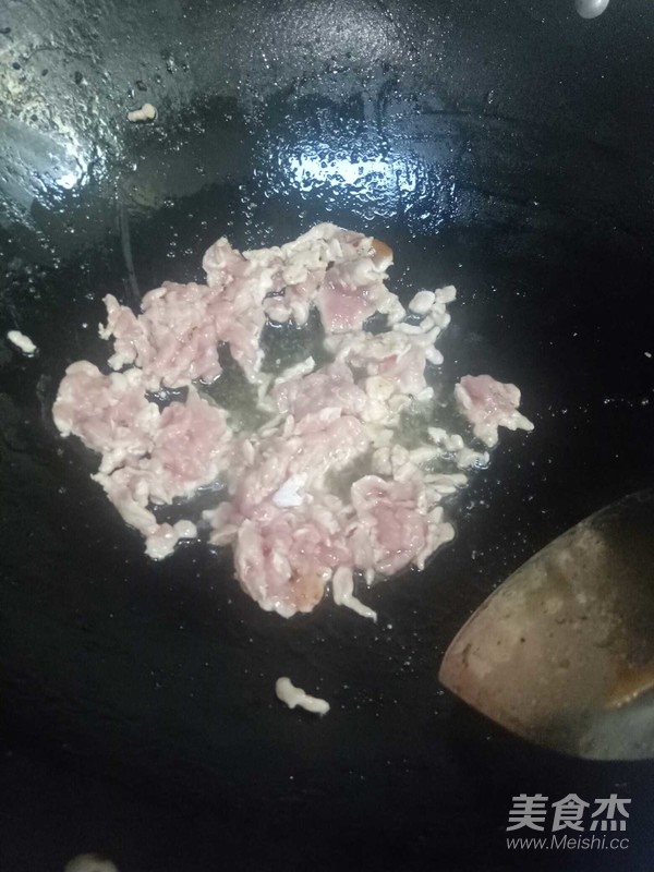 韭菜花炒肉的做法-家常味爆菜譜-易網健康養生網 韭菜花炒肉的做法-家常味爆菜譜