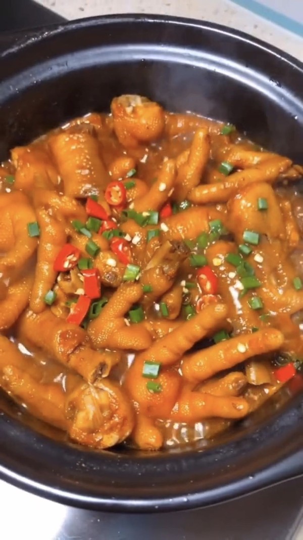 奧爾良雞爪的做法-咸鮮味鹵菜譜-易網健康養生網 奧爾良雞爪的做法-咸鮮味鹵菜譜