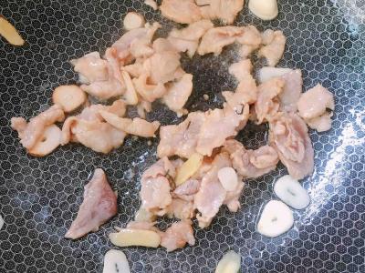 雞蛋干炒肉片的做法-咸鮮味炒菜譜