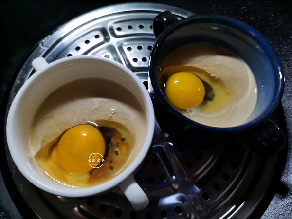 紅糖牛奶蒸雞蛋的做法-甜味蒸菜譜-易網健康養生網 紅糖牛奶蒸雞蛋的做法-甜味蒸菜譜