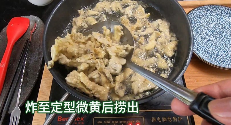 口感香酥,制作簡單的炸蘑菇,比炸肉好吃多了。的做法-家常味煎菜譜-易網健康養生網 口感香酥,制作簡單的炸蘑菇,比炸肉好吃多了。的做法-家常味煎菜譜