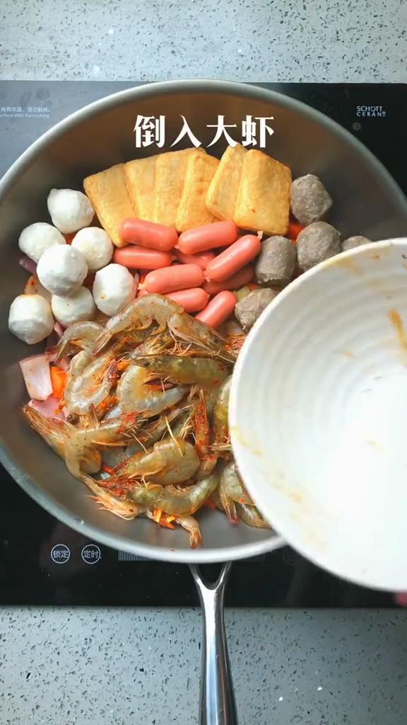 三汁燜鍋的做法-咸鮮味燜菜譜-易網健康養生網 三汁燜鍋的做法-咸鮮味燜菜譜