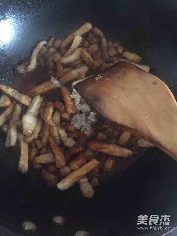 簡易鹵肉飯的做法-甜味鹵菜譜-易網(wǎng)健康養(yǎng)生網(wǎng) 簡易鹵肉飯的做法-甜味鹵菜譜