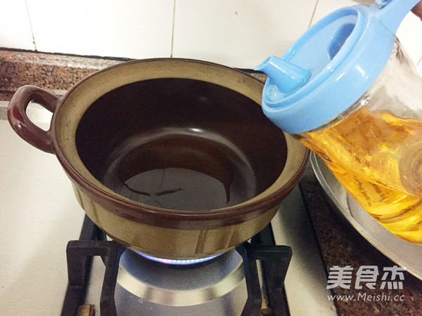 香鹵牛肉的做法-五香味鹵菜譜-易網健康養生網 香鹵牛肉的做法-五香味鹵菜譜