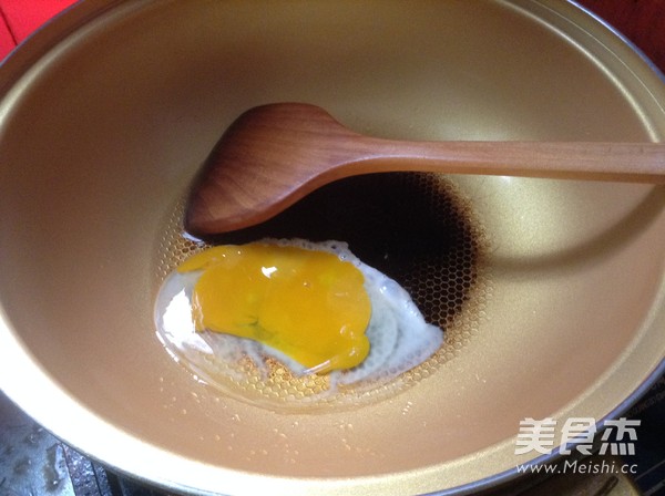 蛋炒飯的做法-咸鮮味炒菜譜-易網健康養生網 蛋炒飯的做法-咸鮮味炒菜譜