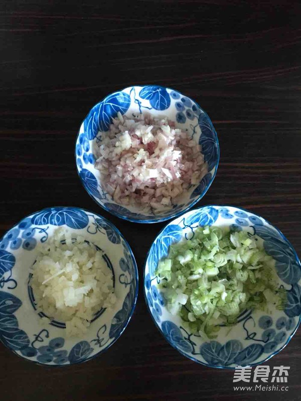 千層牛肉酥餅的做法-五香味烤菜譜-易網健康養生網 千層牛肉酥餅的做法-五香味烤菜譜