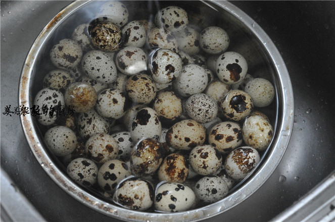 鹵鵪鶉蛋的做法-咸鮮味鹵菜譜
