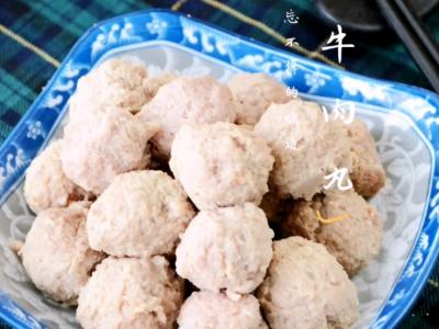 手工牛肉丸的做法-家常味煮菜譜