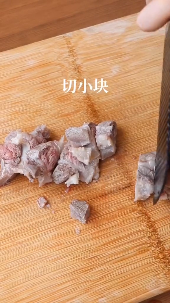番茄牛腩的做法-咸鮮味燉菜譜-易網<a href=http://m.logojc.com/ target=_blank class=infotextkey>健康養生</a>網 番茄牛腩的做法-咸鮮味燉菜譜