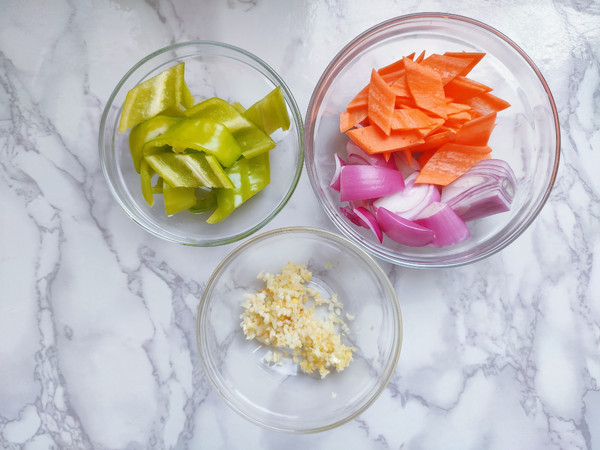 焦溜肉段的做法-家常味炒菜譜-易網(wǎng)健康養(yǎng)生網(wǎng) 焦溜肉段的做法-家常味炒菜譜