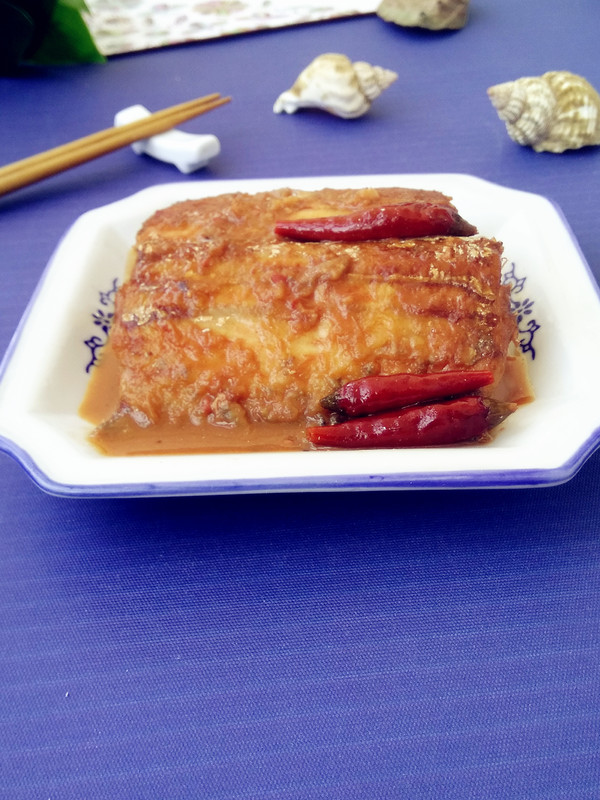 腐乳燒帶魚的做法-咸鮮味燒菜譜