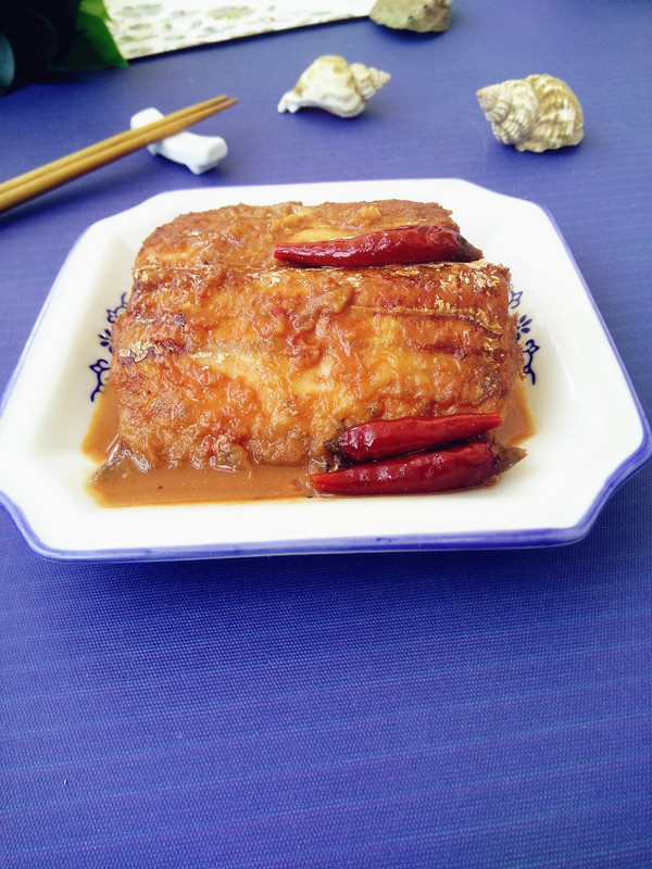 腐乳燒帶魚的做法-咸鮮味燒菜譜