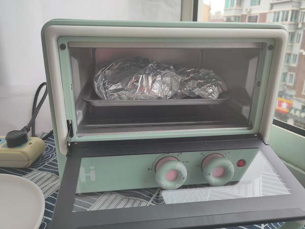 奧爾良嫩烤雞腿的做法-香辣味烘焙菜譜-易網健康養(yǎng)生網 奧爾良嫩烤雞腿的做法-香辣味烘焙菜譜