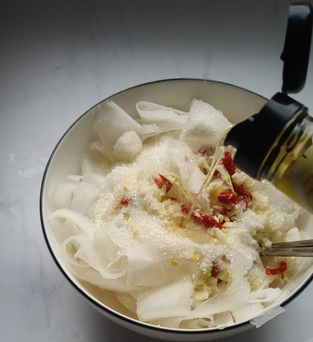 蘋果醋白玉蘿卜的做法-酸辣味拌菜譜