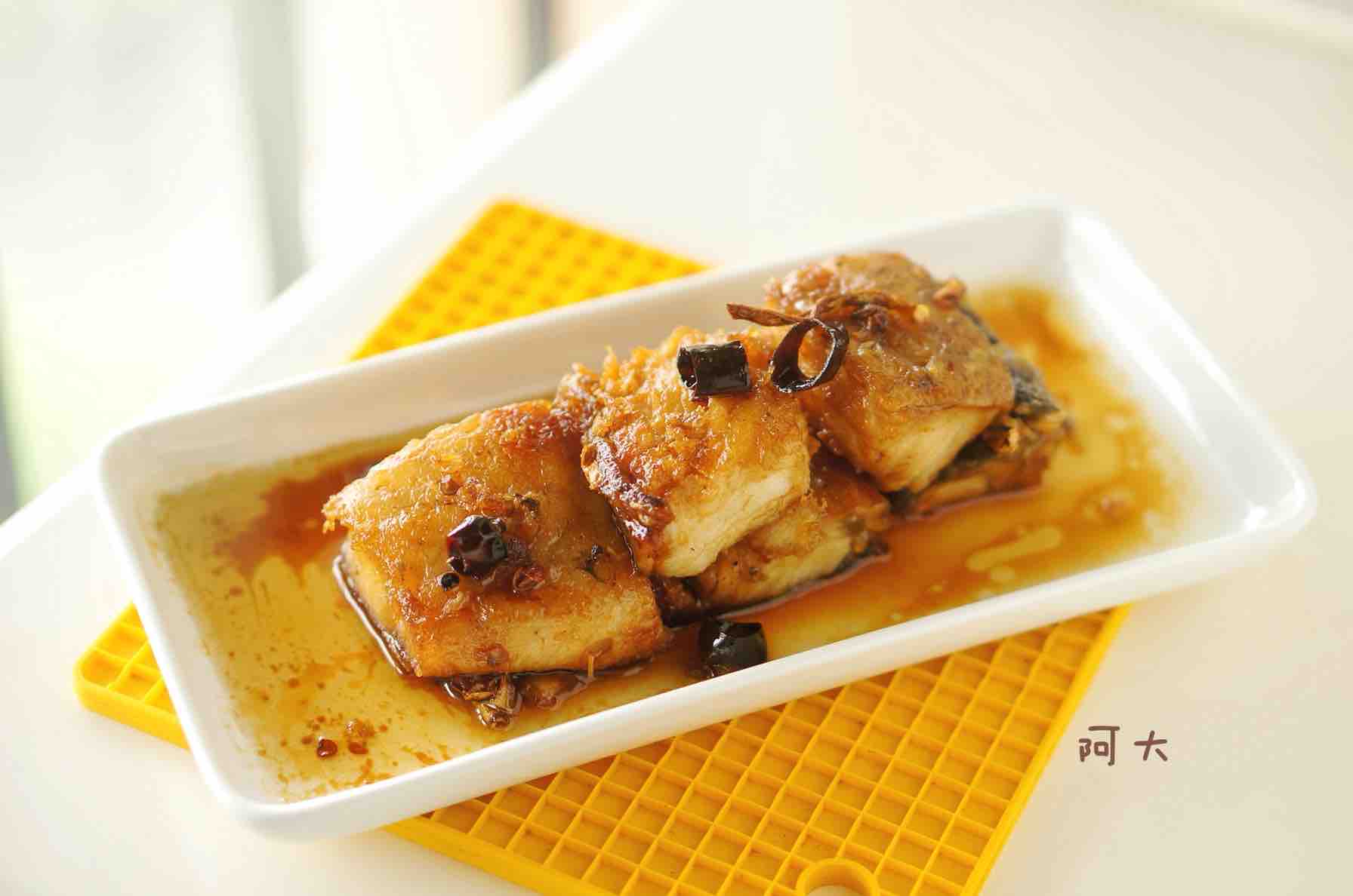 香煎咸魚的做法-咸鮮味煎菜譜