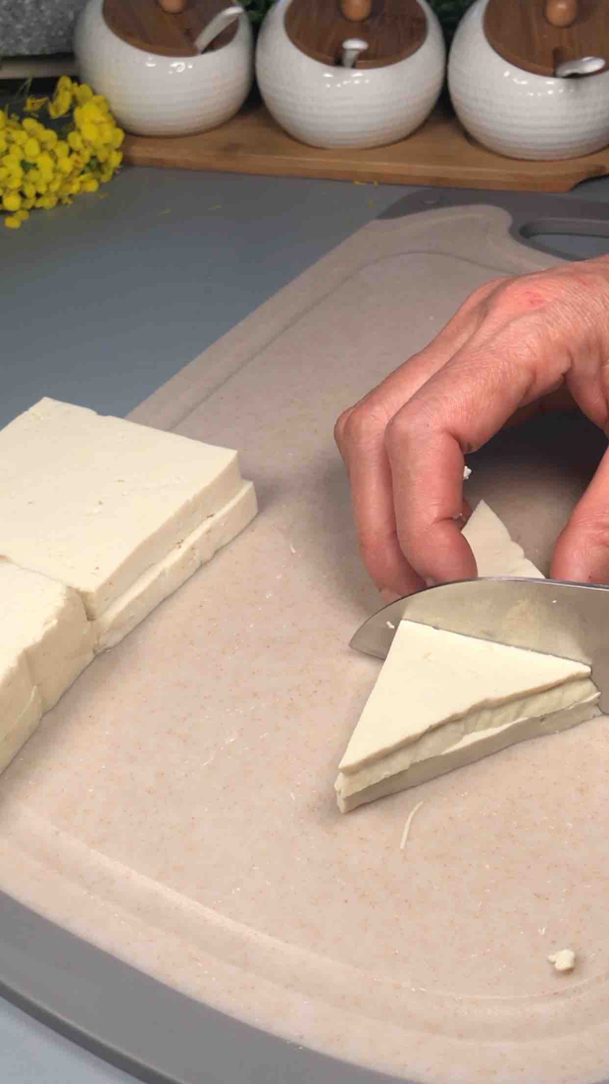 溜煎豆腐的做法-家常味煎菜譜-易網<a href=http://m.logojc.com/ target=_blank class=infotextkey>健康養生</a>網 溜煎豆腐的做法-家常味煎菜譜