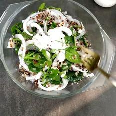 晚飯吃低脂低燒,堅持不懈30天腰細甩贅肉的作法-奶香味拌食譜