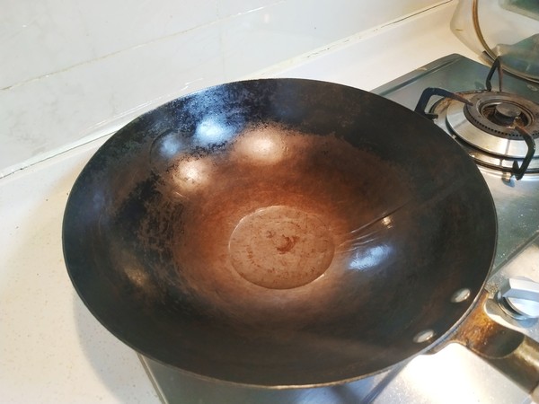 蔥炒繭蛹的做法-家常味炒菜譜