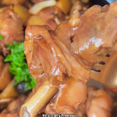 鮮香下飯的土豆?fàn)F雞腿的做法-家常味燜菜譜