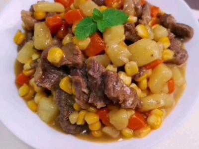 胡蘿卜土豆牛肉的做法-家常味炒菜譜