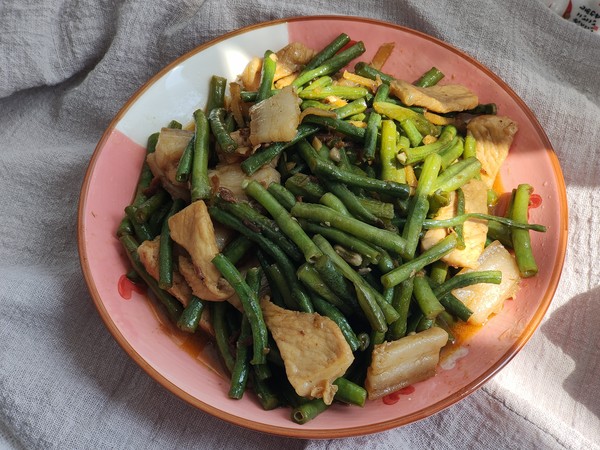 簡單又好吃的家常菜，豇豆炒肉的做法，看一眼就會的做法-家常味炒菜譜