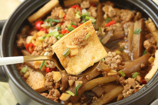 豆腐肉沫茄子煲的做法-家常味煮菜譜