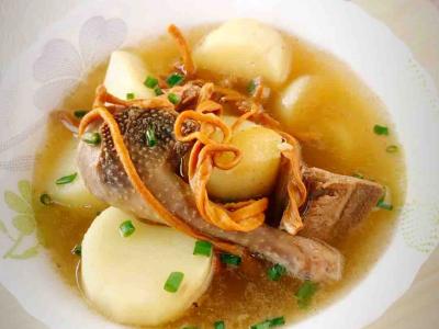 蟲草花淮山藥燉乳鴿的做法-家常味燉菜譜