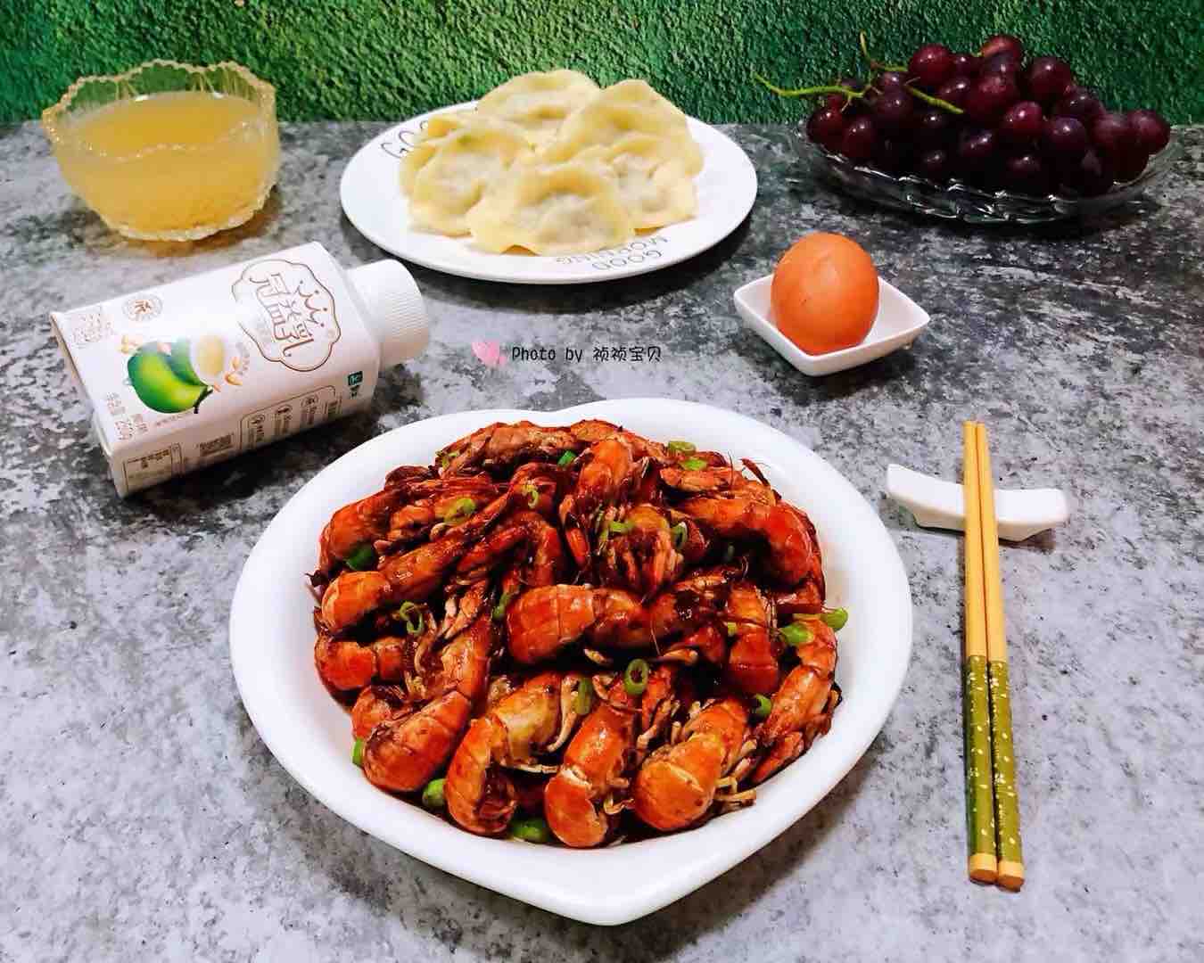 辣爆螻蛄蝦的做法-香辣味炒菜譜