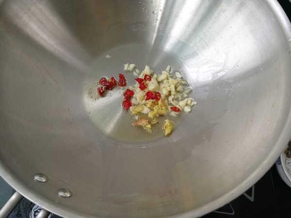 香脆醋溜土豆絲的做法-家常味炒菜譜