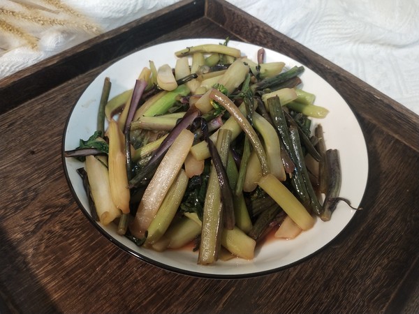 酸辣菜苔的做法-酸辣味炒菜譜