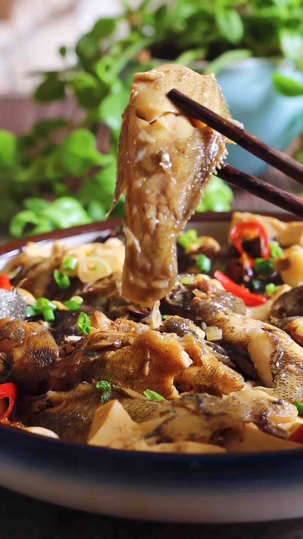 海魚燉豆腐的做法-咸鮮味燉菜譜