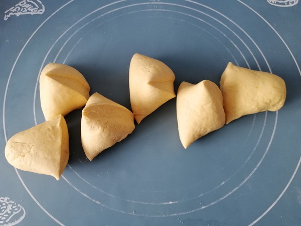 南瓜蒸千層餅的做法-甜味蒸菜譜-易網健康養生網 南瓜蒸千層餅的做法-甜味蒸菜譜