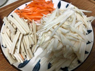 茭瓜炒雞絲的做法-家常味炒菜譜