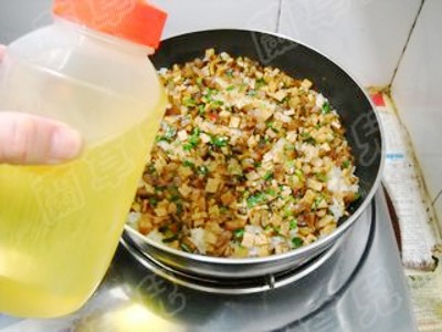 烤肉豆皮的做法-家常味煎菜譜