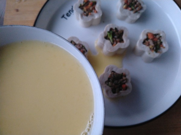 豆腐蒸蛋的做法-咸鮮味蒸菜譜-易網(wǎng)健康養(yǎng)生網(wǎng) 豆腐蒸蛋的做法-咸鮮味蒸菜譜