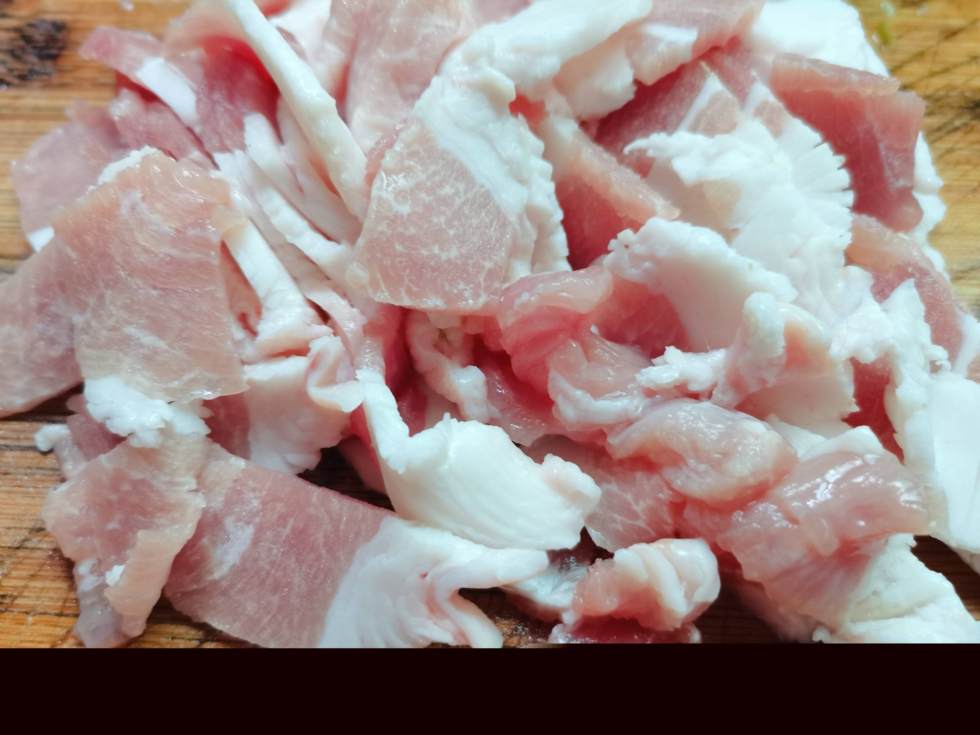 兒菜炒肉片的做法-家常味炒菜譜-易網健康養生網 兒菜炒肉片的做法-家常味炒菜譜